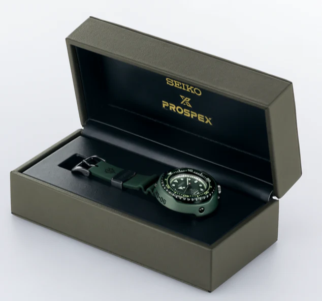 Seiko Prospex X Mobile Suit Gundam 40th Anniversary Zaku II Mechanical Automatic Professional 1000M Diver Tuna Can SLA029 - Image 3
